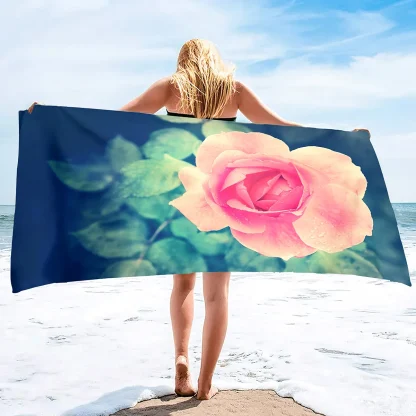 Lightweight Sandless Beach Towel - Image 3