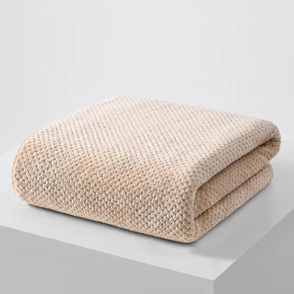 Fashionable Grid Beach Towel - Image 5