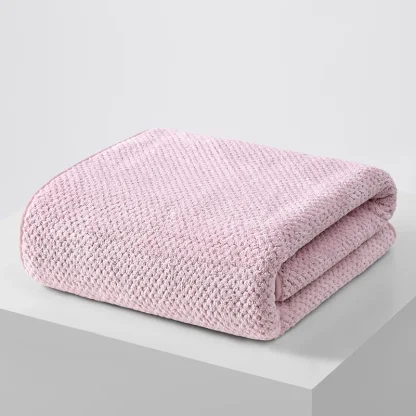 Fashionable Grid Beach Towel - Image 3