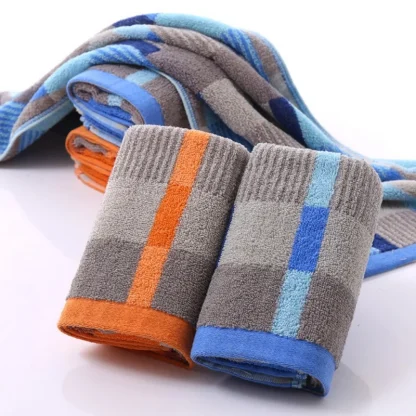 Soft Checkered Beach Towel - Image 6