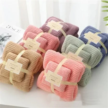 Fluffy Comfort Beach Towel - Image 6