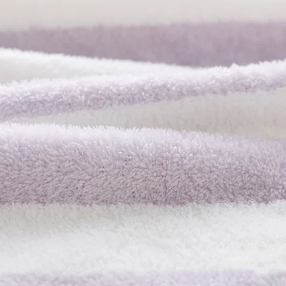 Soft Linen Beach Towel - Image 4