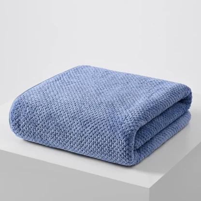Fashionable Grid Beach Towel - Image 4