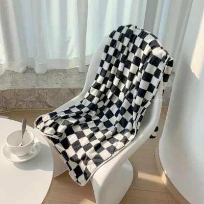 Checkerboard Pattern Beach Towel - Image 3