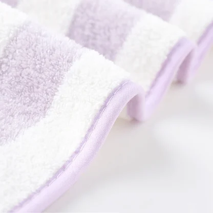 Soft Linen Beach Towel - Image 3