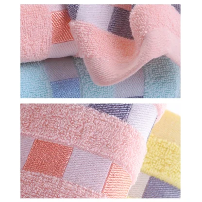 Plush Absorbent Beach Towel - Image 6