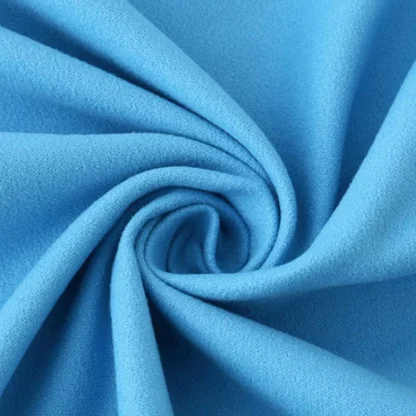 Lightweight Outdoor Beach Towel - Image 2