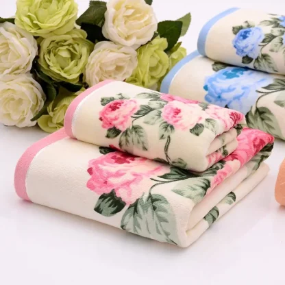 Large Creative Flower Beach Towel - Image 5