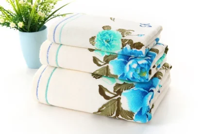 Stylish Bathroom Beach Towel - Image 6
