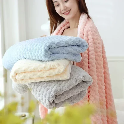 Effortless Comfort Beach Towel - Image 2