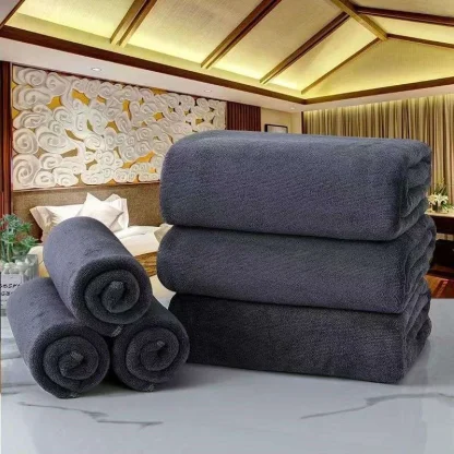Ultra Comfort Beach Towel - Image 2